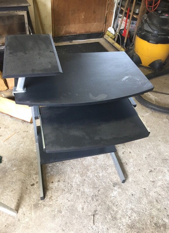 Nice Small Stand Up Desk For Sale In Bonney Lake Wa Offerup