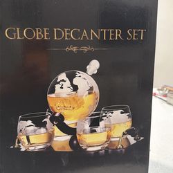 Brand new of Globe Decanter Set