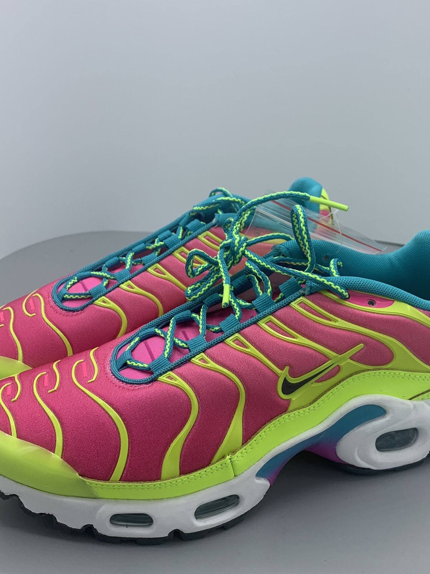 Nike Air Max Plus Volt Green Pink Blast CW5840 700 Boy's