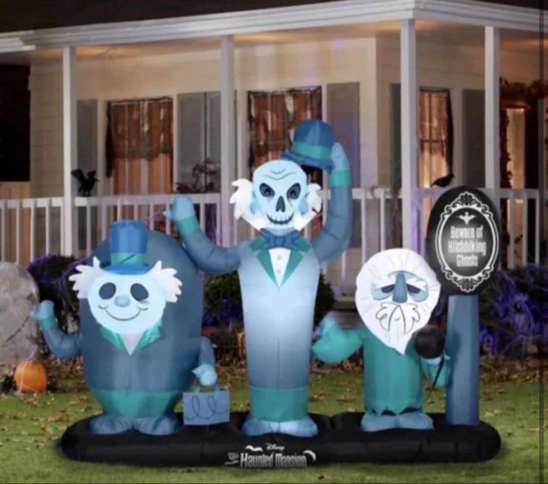 Disney The Haunted Mansion Hitchhiking Ghosts Halloween blowup Inflatable