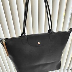 Longchamp Black Leather Tote / Bag / Purse / Cartera / Bolso. BRAND NEW!!! 🔥 NUEVA
