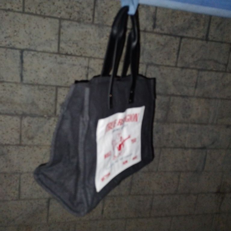 Supreme Reusable Bag for Sale in Los Angeles, CA - OfferUp