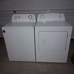 Amana Washer And Admiral Gas Dryer Both By Whirlpool Corporation Excellent Working Condition