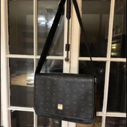 MCM Black Leather Messenger Bag – Hood Condition