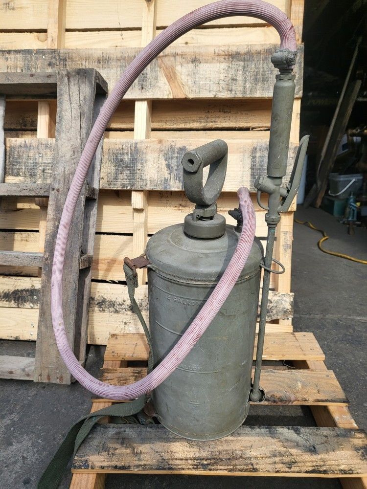 Antique Classic Vintage Sprayer