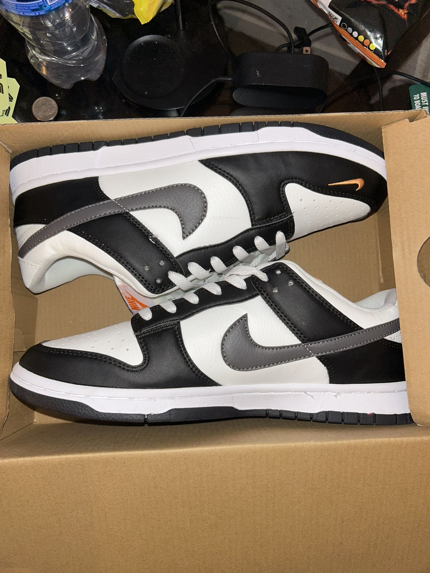 Nike Dunk Low Mini Swoosh