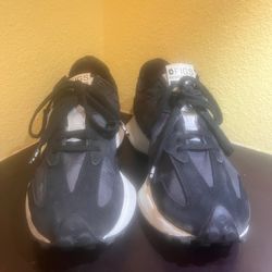 FIGS x New Balance 327 — Black, Men's 7 / Women's 8.5