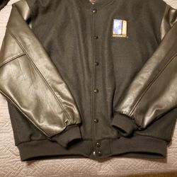 Mens Jacket.. Very  Nice .. And Well Taken Care  Of..