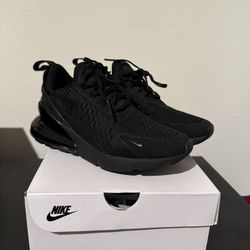 Women’s Nike Zoom 270 Sneakers Size 6.5