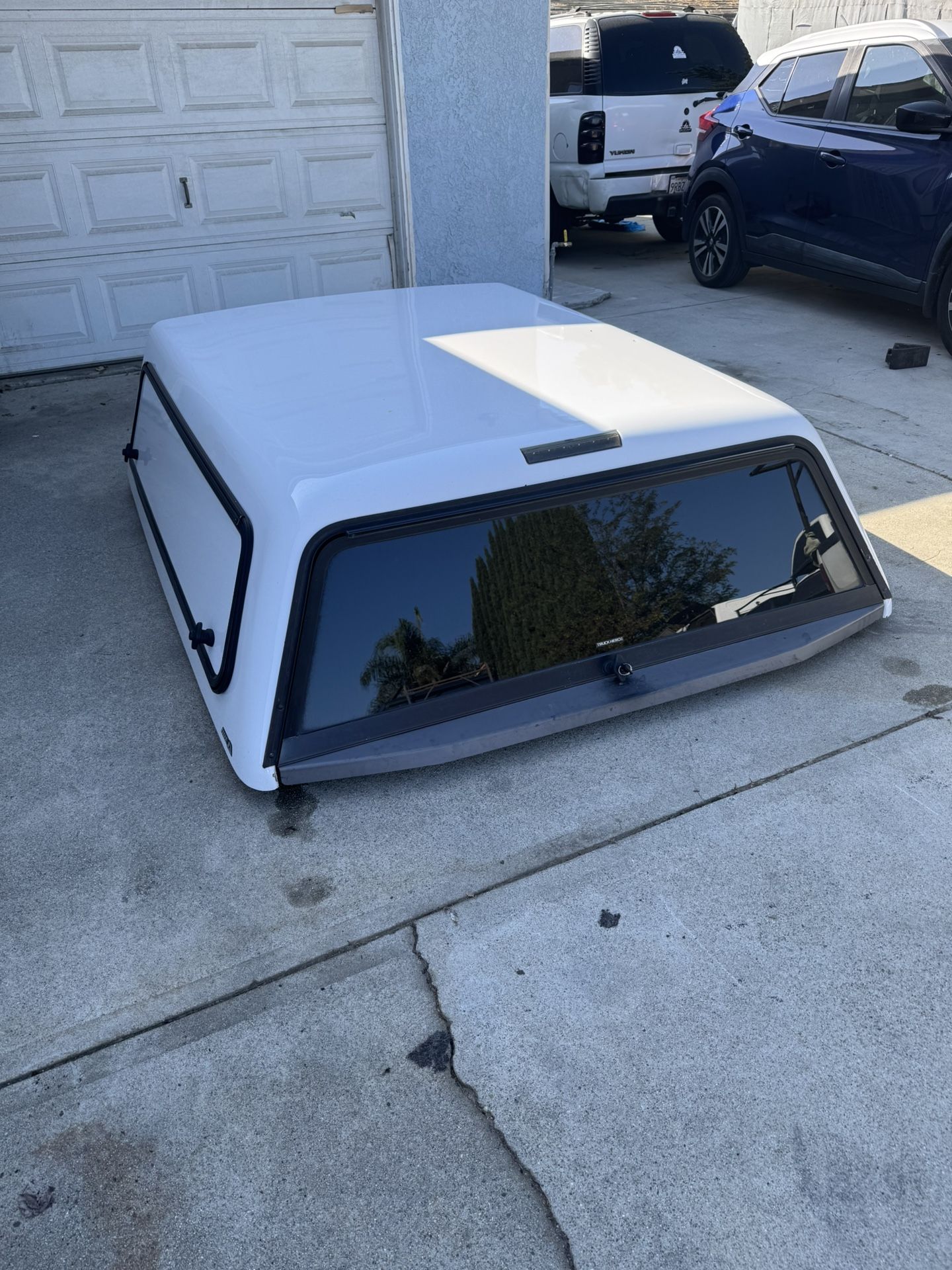 2015/2020 ARE 3 Doors Ford F 150 6’4” White 79” Long 