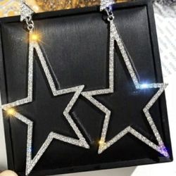 NEW SILVER 5 STAR POINT CRYSTAL EARRINGS