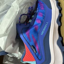 New - Moab Speed Mid Waterproof Hiking Boot Blue/Berry/Turquoise Blue/Berry/Turquoise / 4 / W