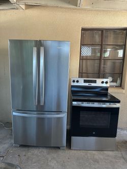 Whirlpool Refrigerator and electric range
