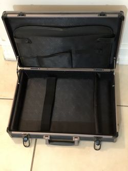 Vanguard Hard cover Briefcase