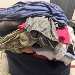 Xl-2X clothing bundle.