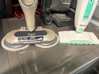 Shark Steam Mop with Rotating Pads