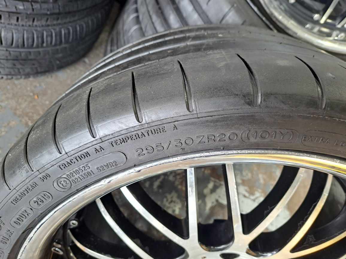 BMW WHEELS AND TIRES 20×10.5 and 20X8.5 (5X120) 5,6 OR 7 SERIES BMW TIRES 235 35 20 / 295 30 20