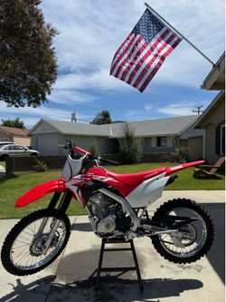 CRF 125