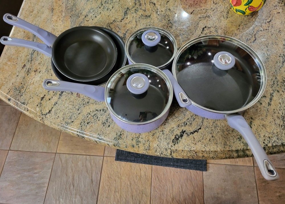 8 Pcs Farberware