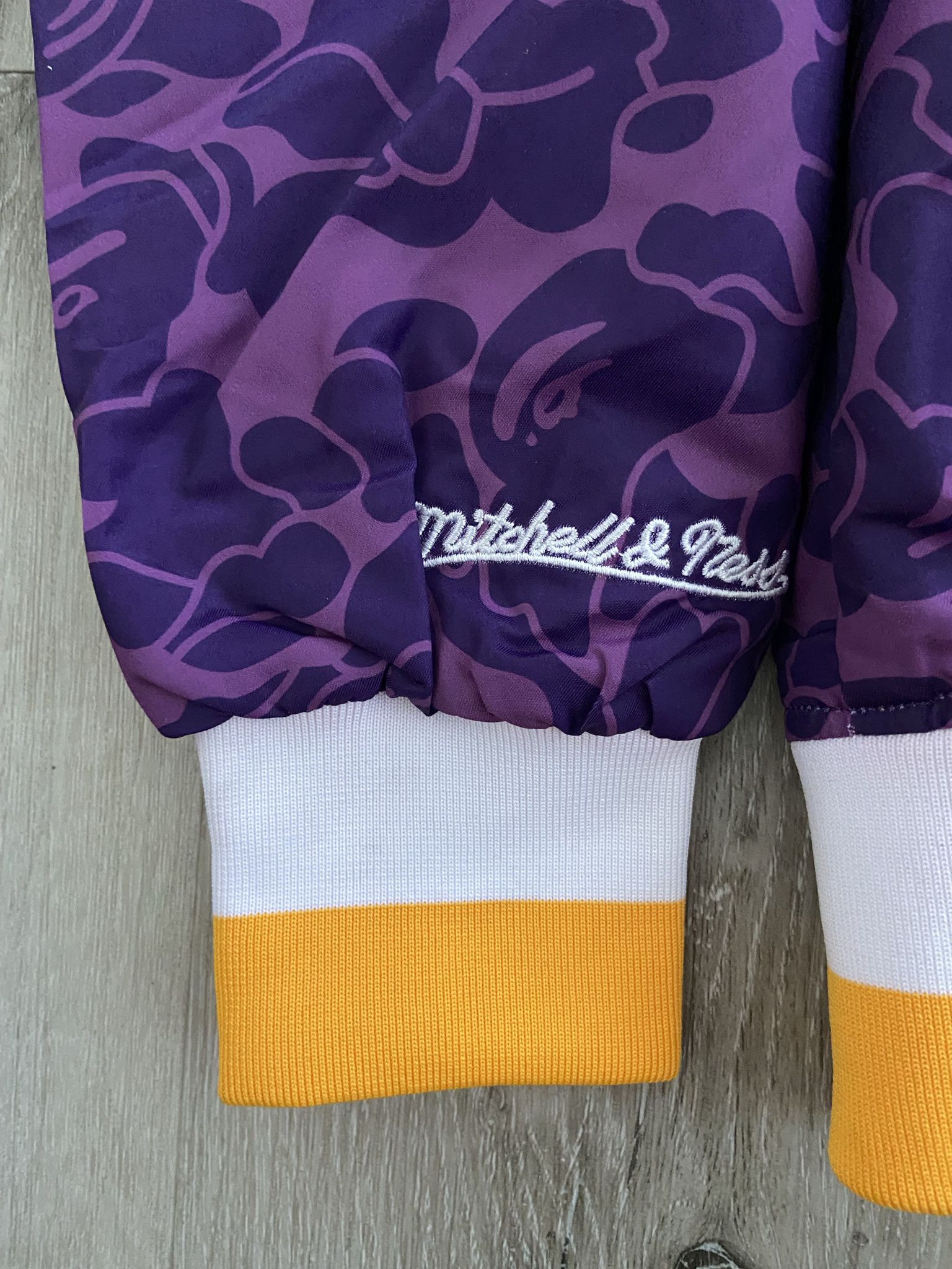 Lakers Vomb Jacket for Sale in Los Angeles, CA - OfferUp