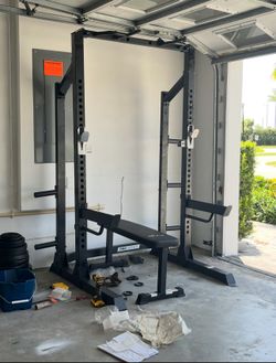 Gym Squat Rack/w Pulley System