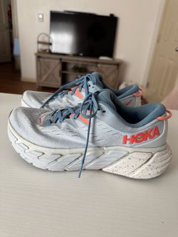 Hoka women’s