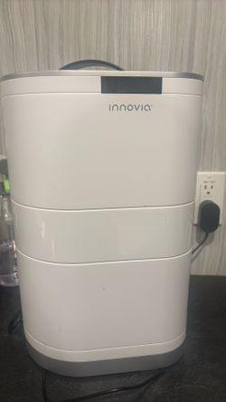Innovia Paper towel dispenser