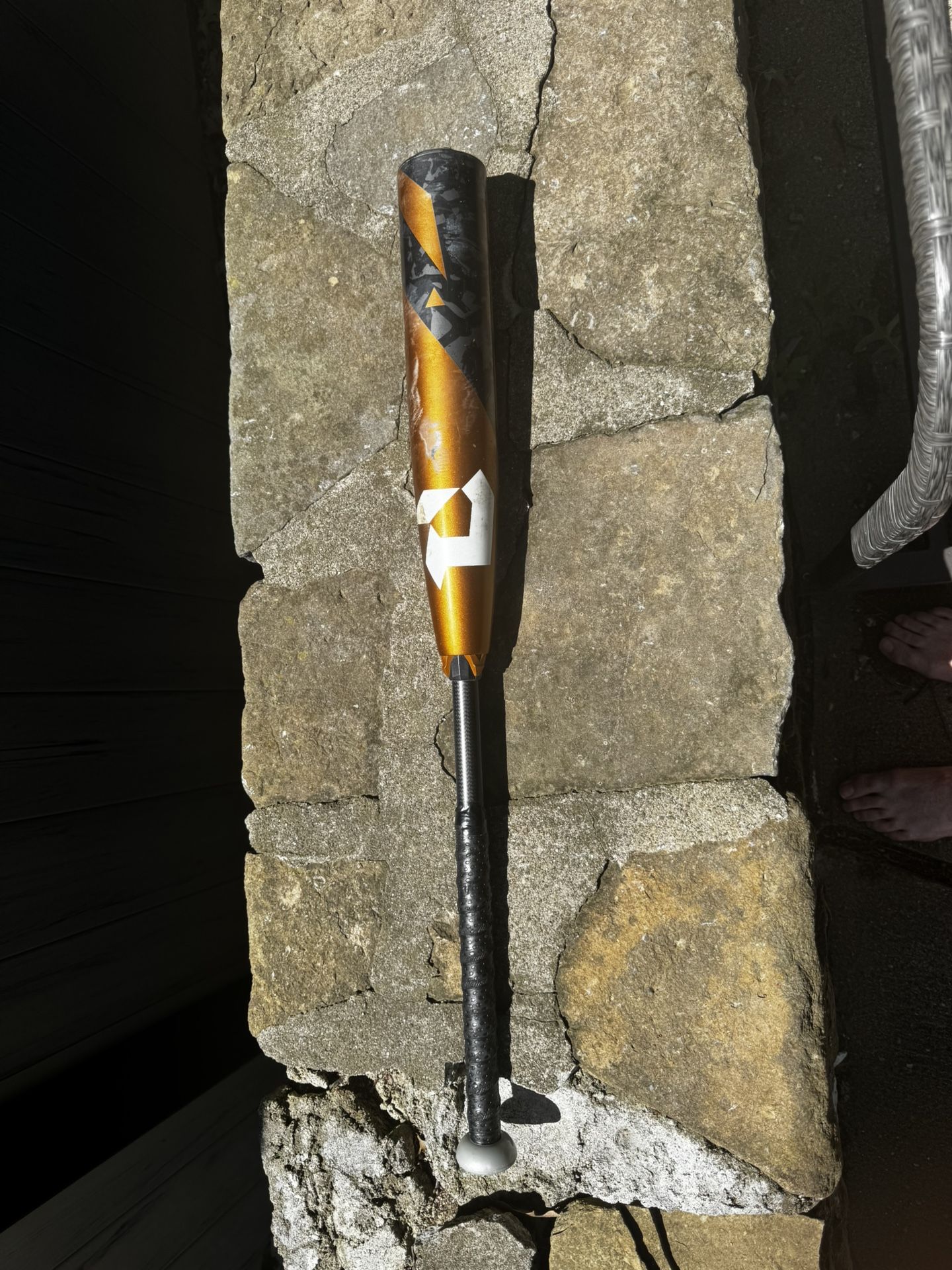 Demarini ZOA Drop 10 USSSA Gently Used Baseball Bat (30 INCH / 20 OZ.) WTDXZBZ22