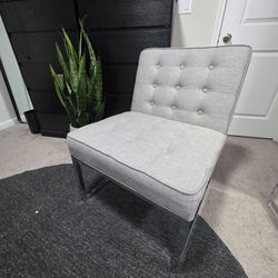Ashley Furniture Cimarosse Contemporary Tufted Accent Armless Chair Gray - Excellent Condition!!