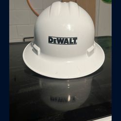 DEWALT DPG11FB Full Brim Hard Hat With Ratchett