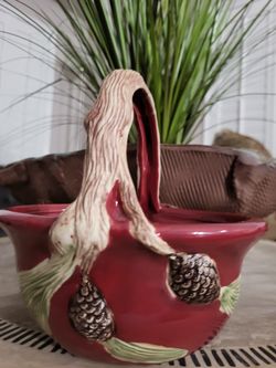 Home Decor Ceramic Basket With Handle 7"Lx5"Wx7"T ~ Pet Free Smoke Free Home