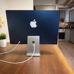 Apple iMac 24” M1 (2021) – 8GB RAM – Excellent Condition – Keyboard Included