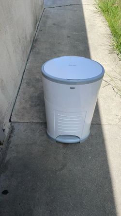 Diaper pail dekor