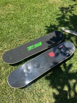 2 Tony Hawk Skateboards