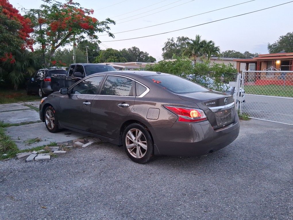 2015 Nissan Altima