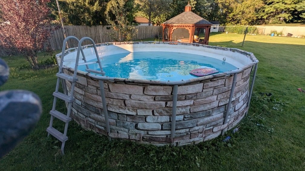 Best way Steel Pro Max Round Above Ground Swimming Pool In Great Condition 