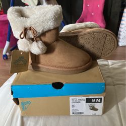 There A Boots š¢