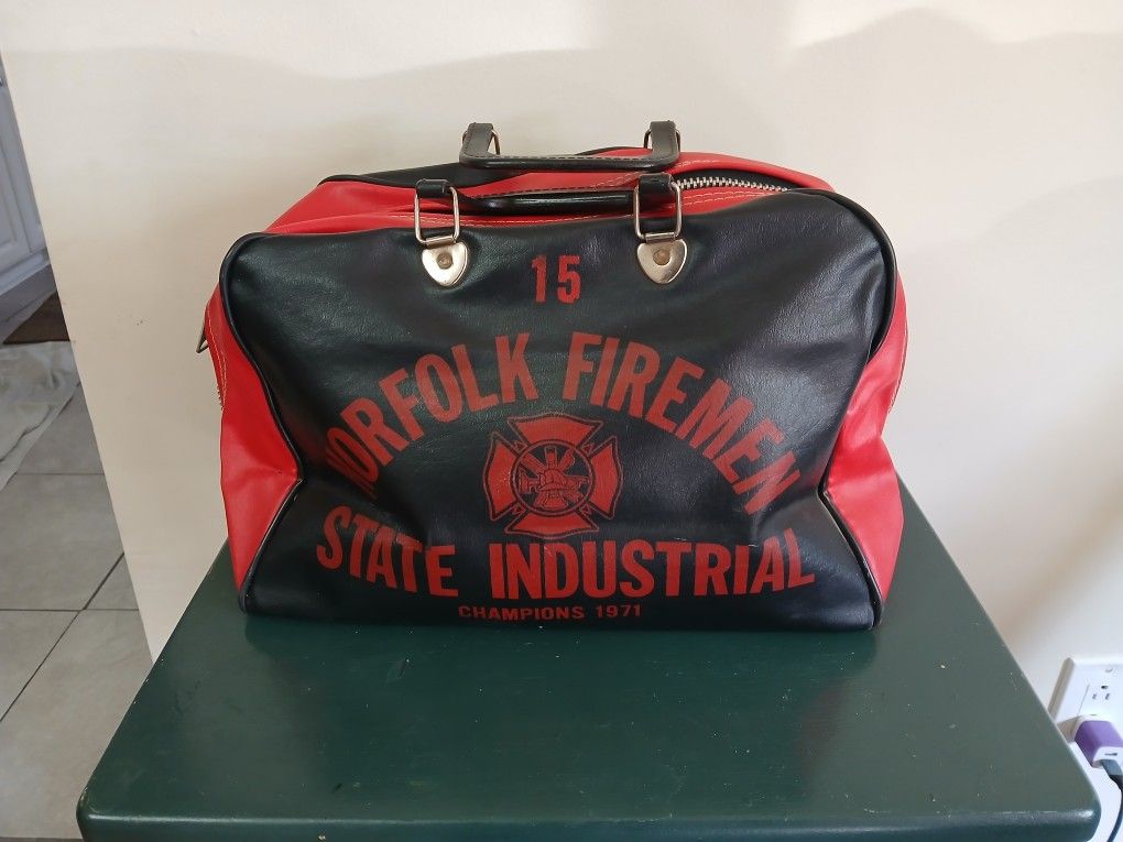 Utility/Gear Bag "15 Norfolk Firemen State Industrial Champoins 1971"