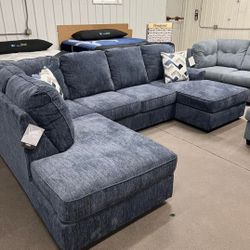 $10 Payment 👌ALBAR PLACE COBALT 2-PIECE LAF CHAISE SECTIONAL