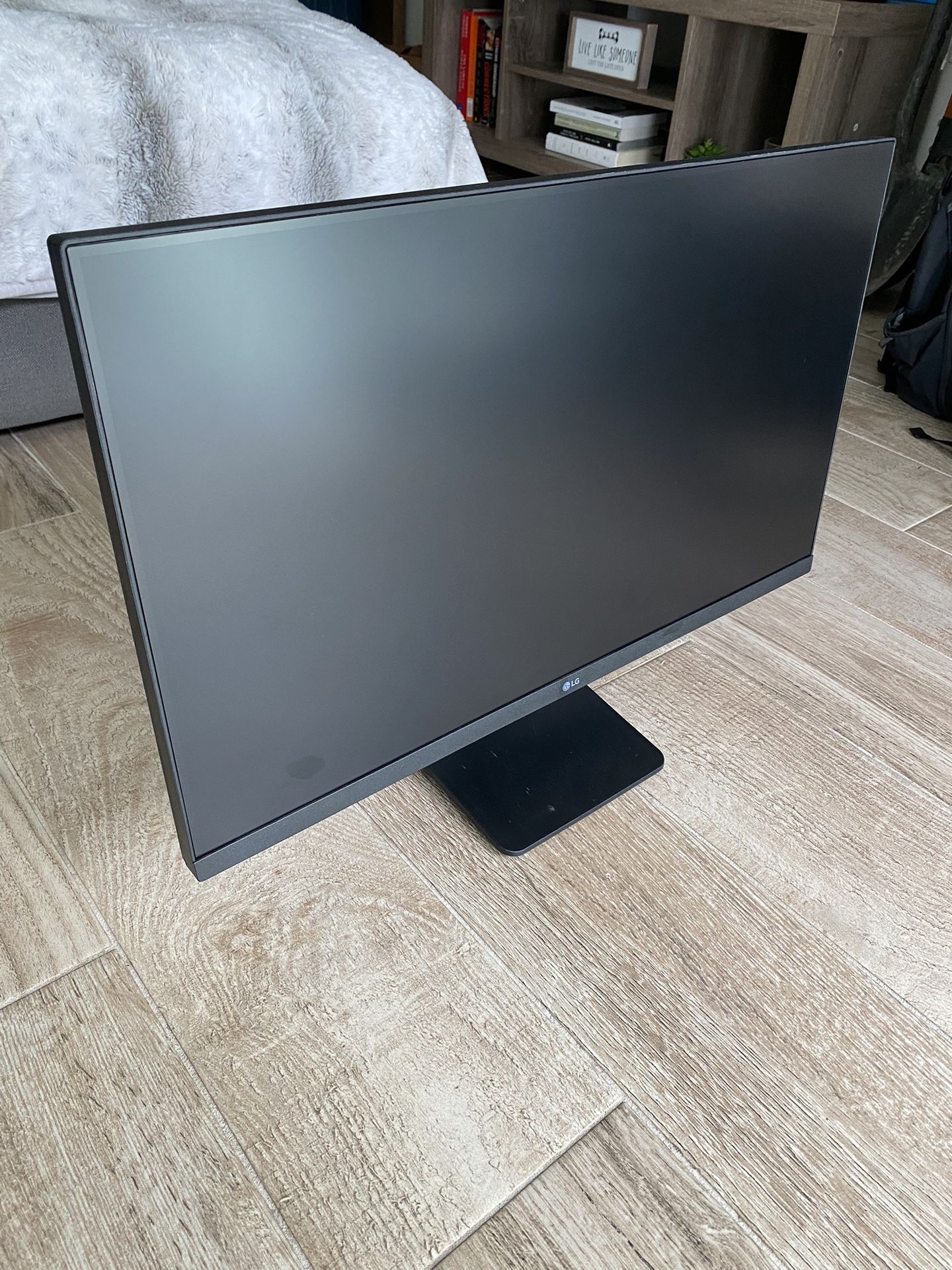 LG Computer Monitor