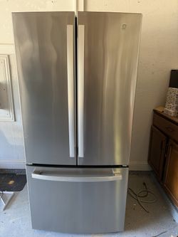 GE Refrigerator