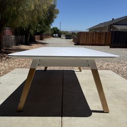 Knoll 8ft x 4ft Power + Ethernet Conference Table - Modern Business/Work Table