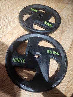 Ignite 35 lb plates