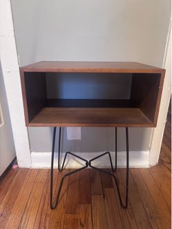 mDesign Modern Industrial Side Table