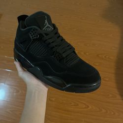 Jordan 4 Retro “Black Cat”