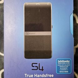 Car Speakerphone: Includes Bluetooth Voice Control (Great Condition)