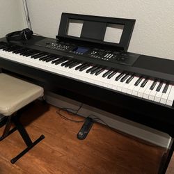 Yamaha DGX-650