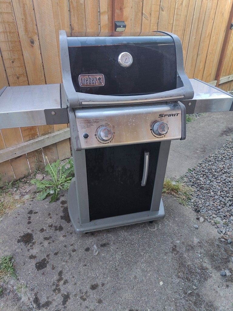Weber Spirit Propane Gas BBQ Grill