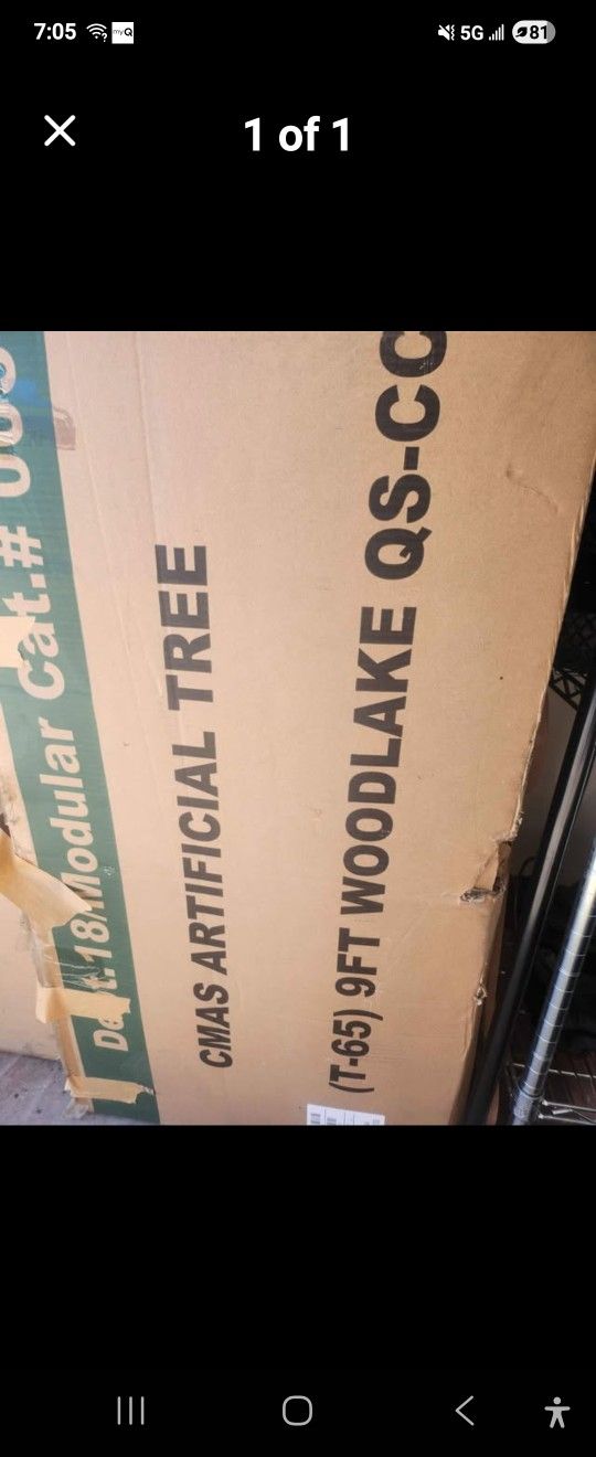 Artificial Pre Lit Tree