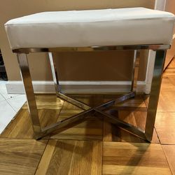 Vanity Bench